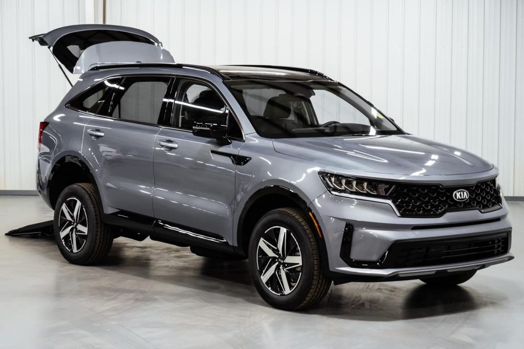 What's New With the 2021 Wheelchair Accessible Kia Sorento? - Freedom  Motors USA