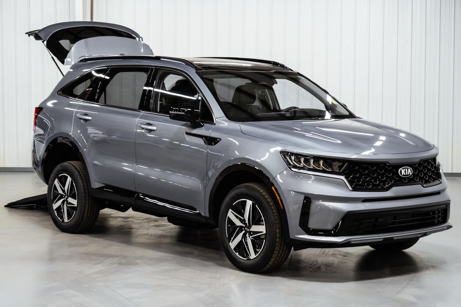 What’s New With the 2021 Wheelchair Accessible Kia Sorento? Freedom