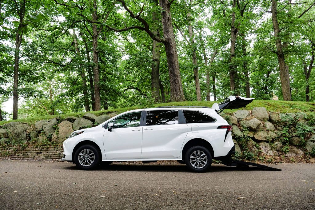 Wheelchair Accessible Toyota Sienna Hybrid Freedom Motors USA