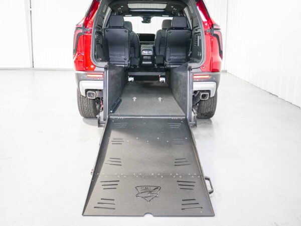 2026 Chevrolet Traverse FWD LT - Freedom Motors USA