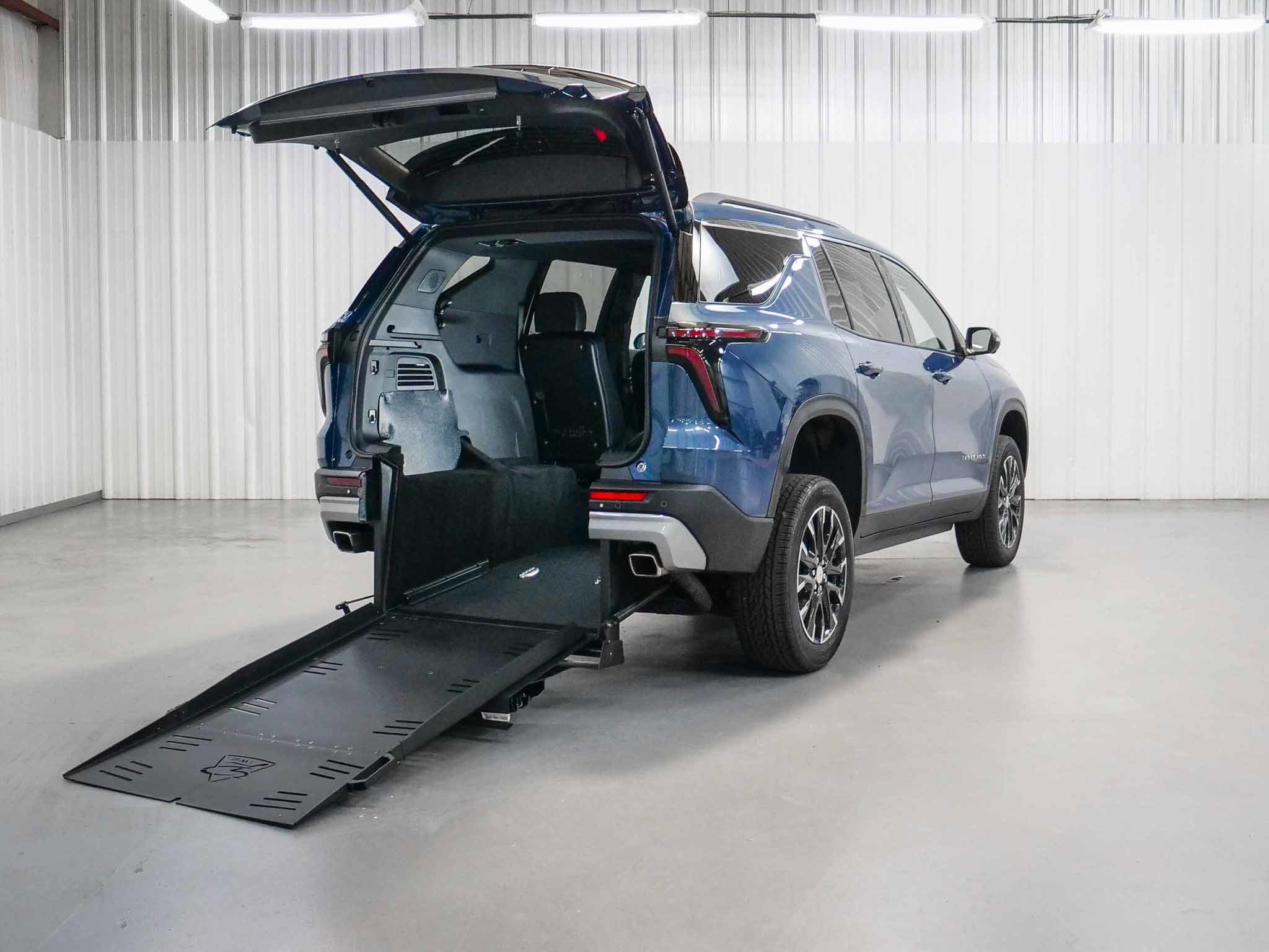 2026 Chevrolet Traverse LT's photo