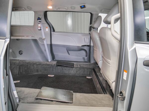 2020 Toyota Sienna L