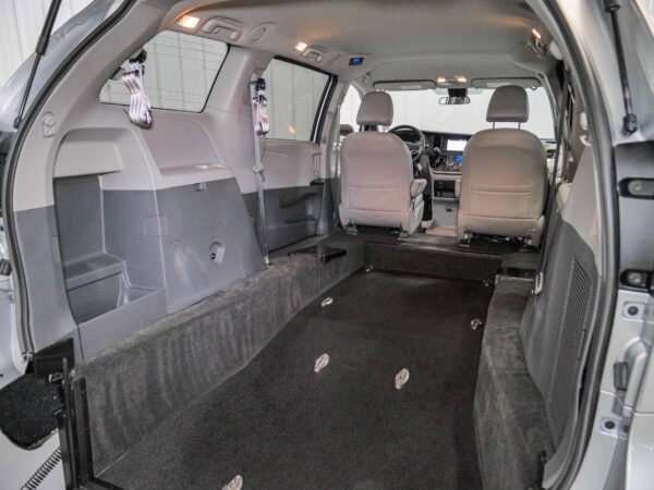 2020 Toyota Sienna L