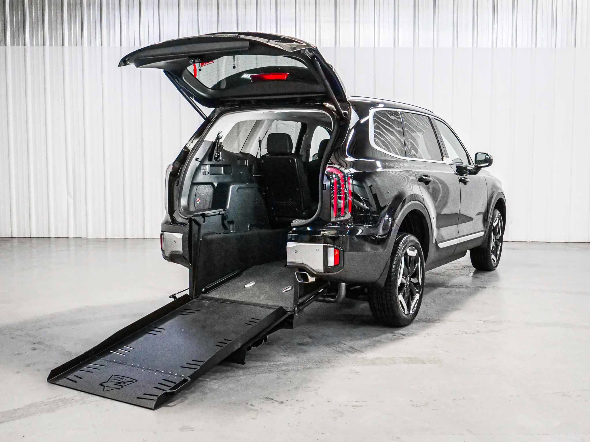 2025 Kia Telluride EX's photo