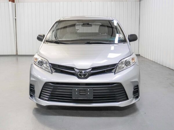 2020 Toyota Sienna L