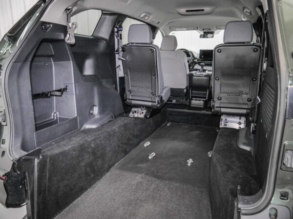 2025 Toyota Sienna LE