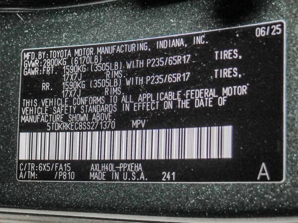 2025 Toyota Sienna LE