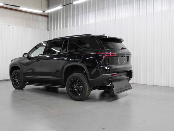 2025 Chevrolet Traverse FWD LT