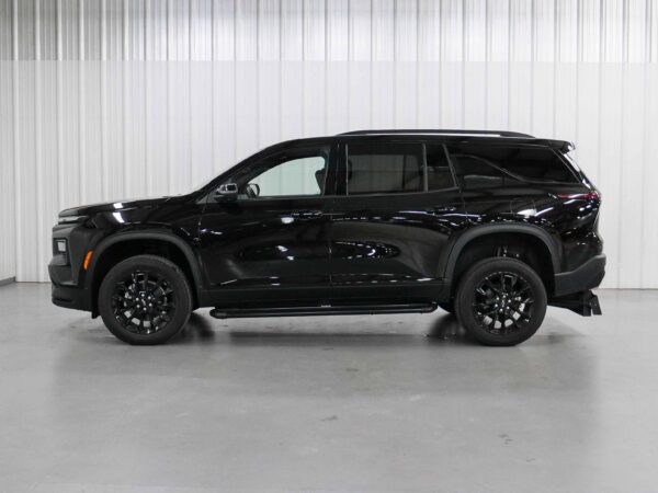 2025 Chevrolet Traverse FWD LT