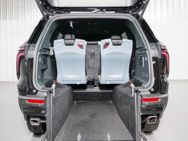 2025 Chevrolet Traverse FWD LT