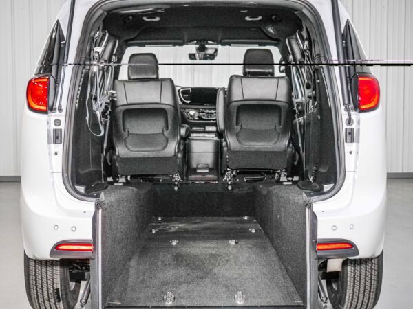 2026 Chrysler Voyager LX