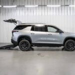 2026 Chevrolet Traverse FWD LT