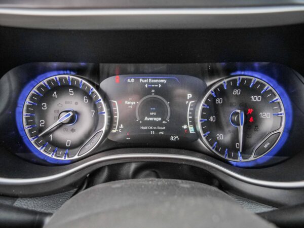 2026 Chrysler Voyager LX