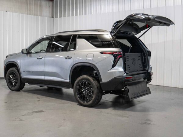 2026 Chevrolet Traverse FWD LT