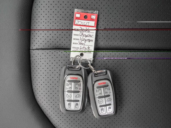 2026 Chrysler Voyager LX