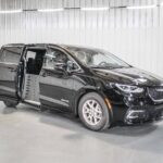 2024 Chrysler Pacifica Touring