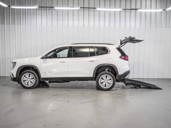 2025 GMC Acadia FWD Elevation