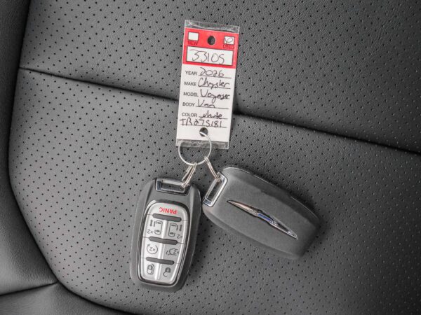 2026 Chrysler Voyager LX