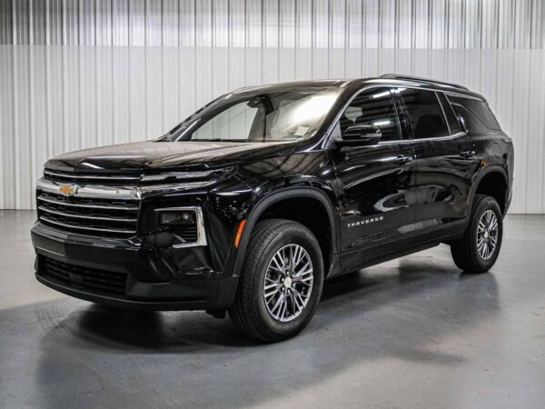 2026 Chevrolet Traverse FWD LT