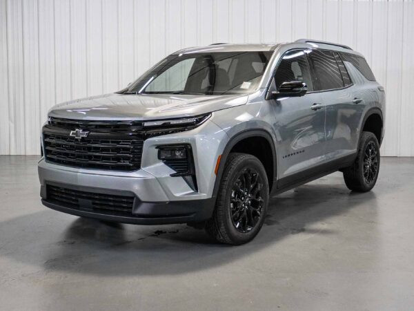 2026 Chevrolet Traverse FWD LT