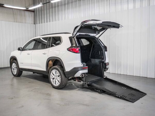 2025 GMC Acadia FWD Elevation