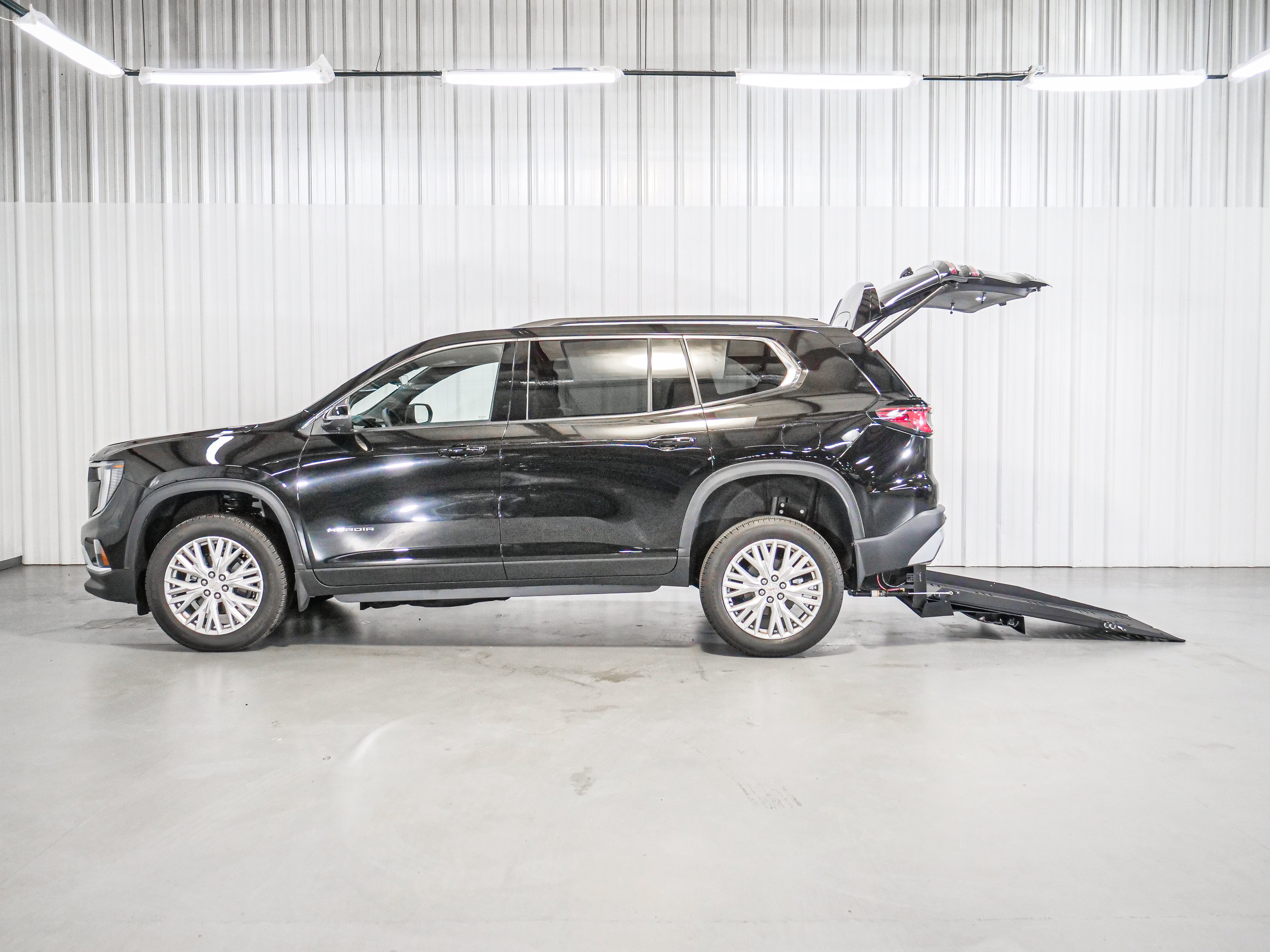 2026 GMC Acadia Elevation - Photo 21