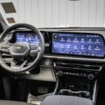 2025 Chevrolet Traverse FWD LT