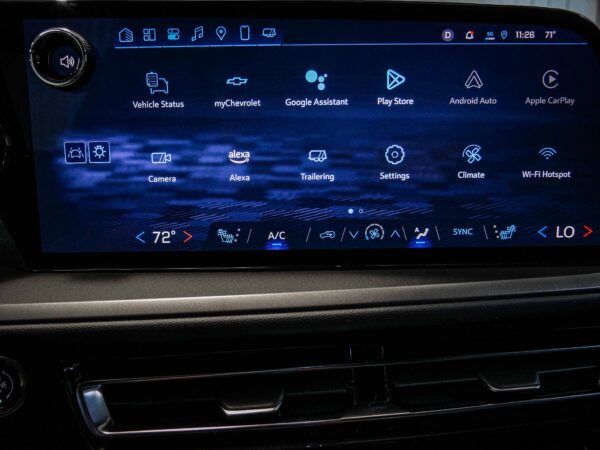 2026 Chevrolet Traverse FWD LT