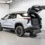 2026 Chevrolet Traverse FWD LT