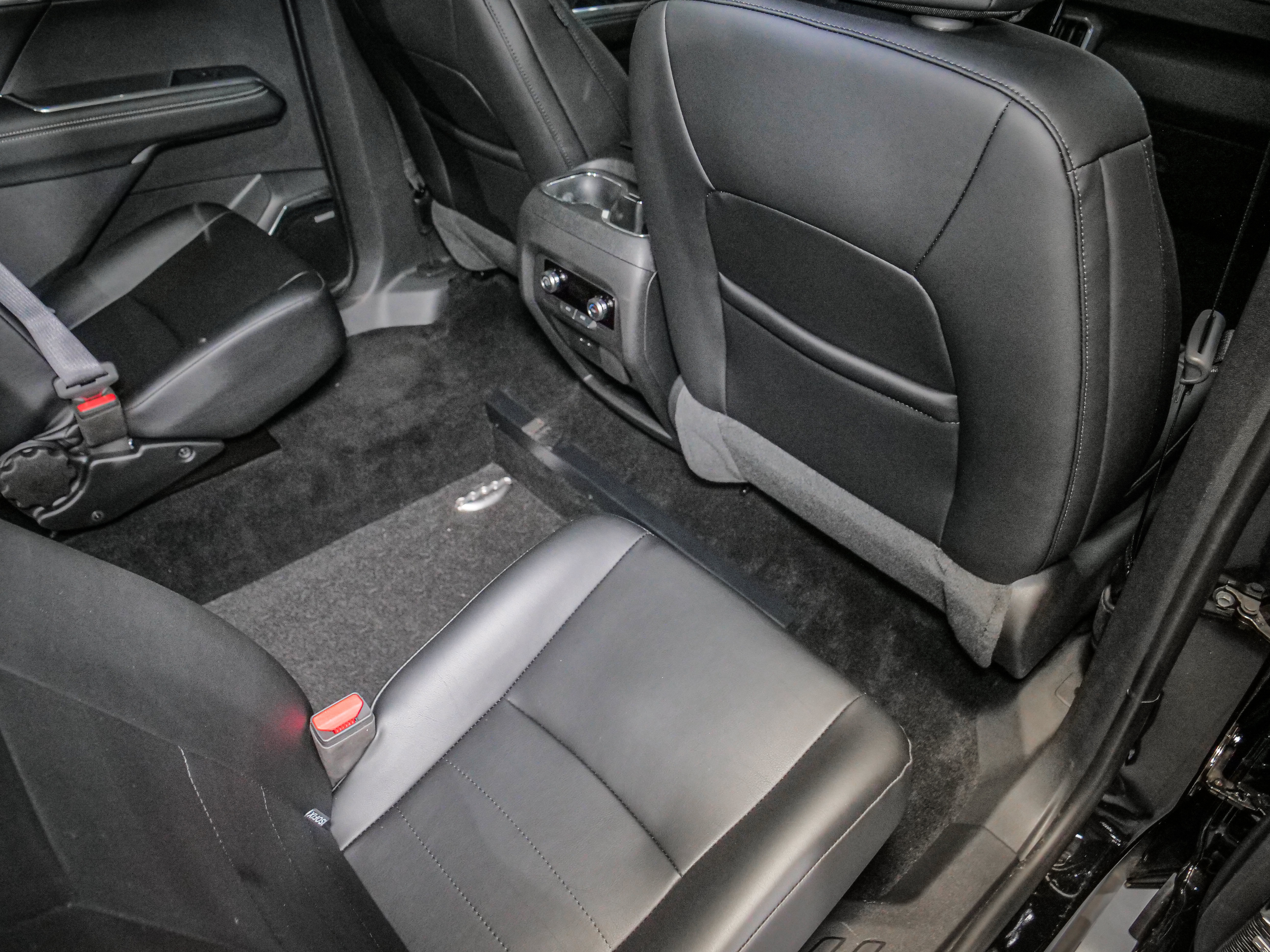2026 GMC Acadia Elevation - Photo 12