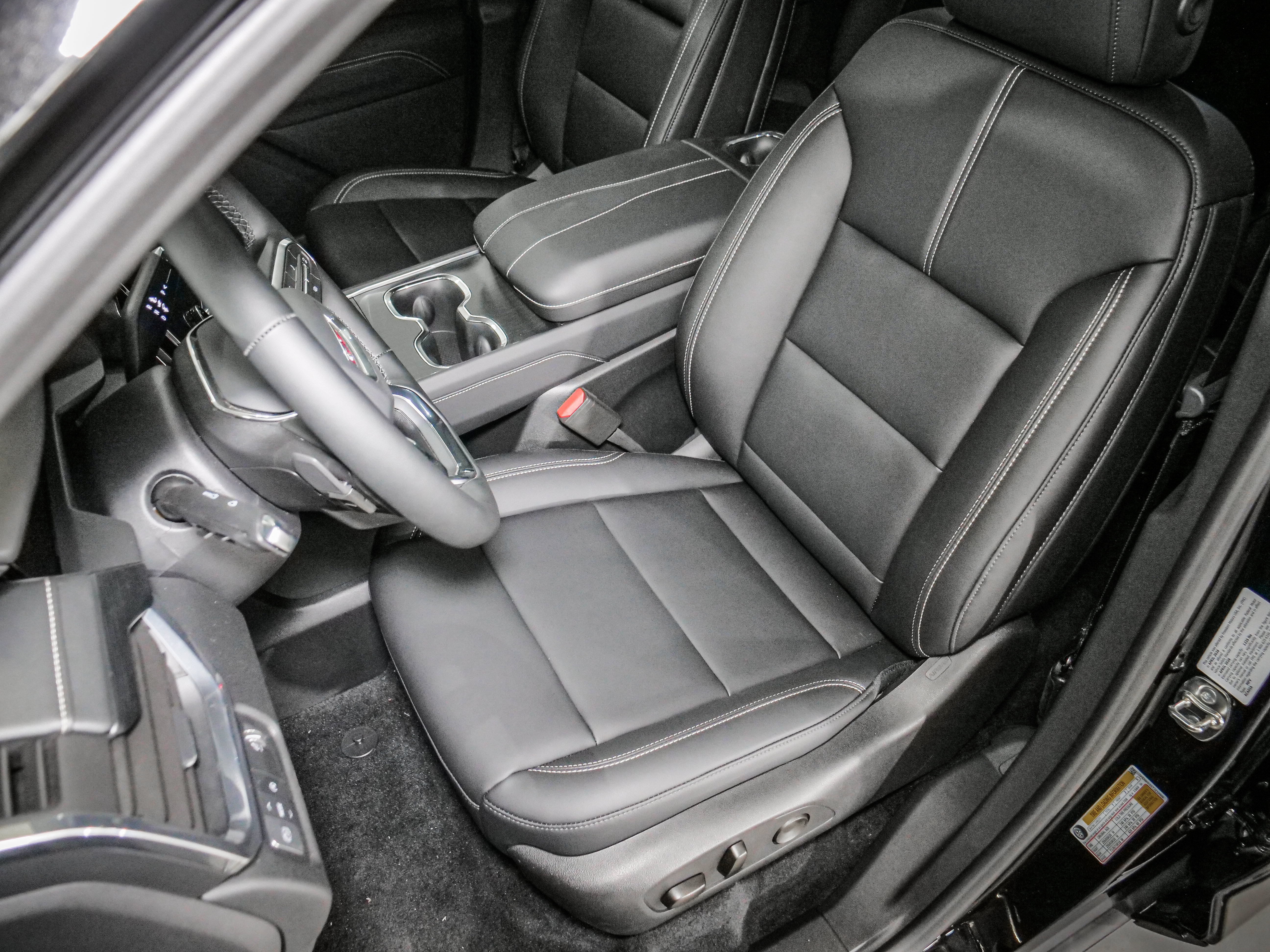 2026 GMC Acadia Elevation - Photo 20