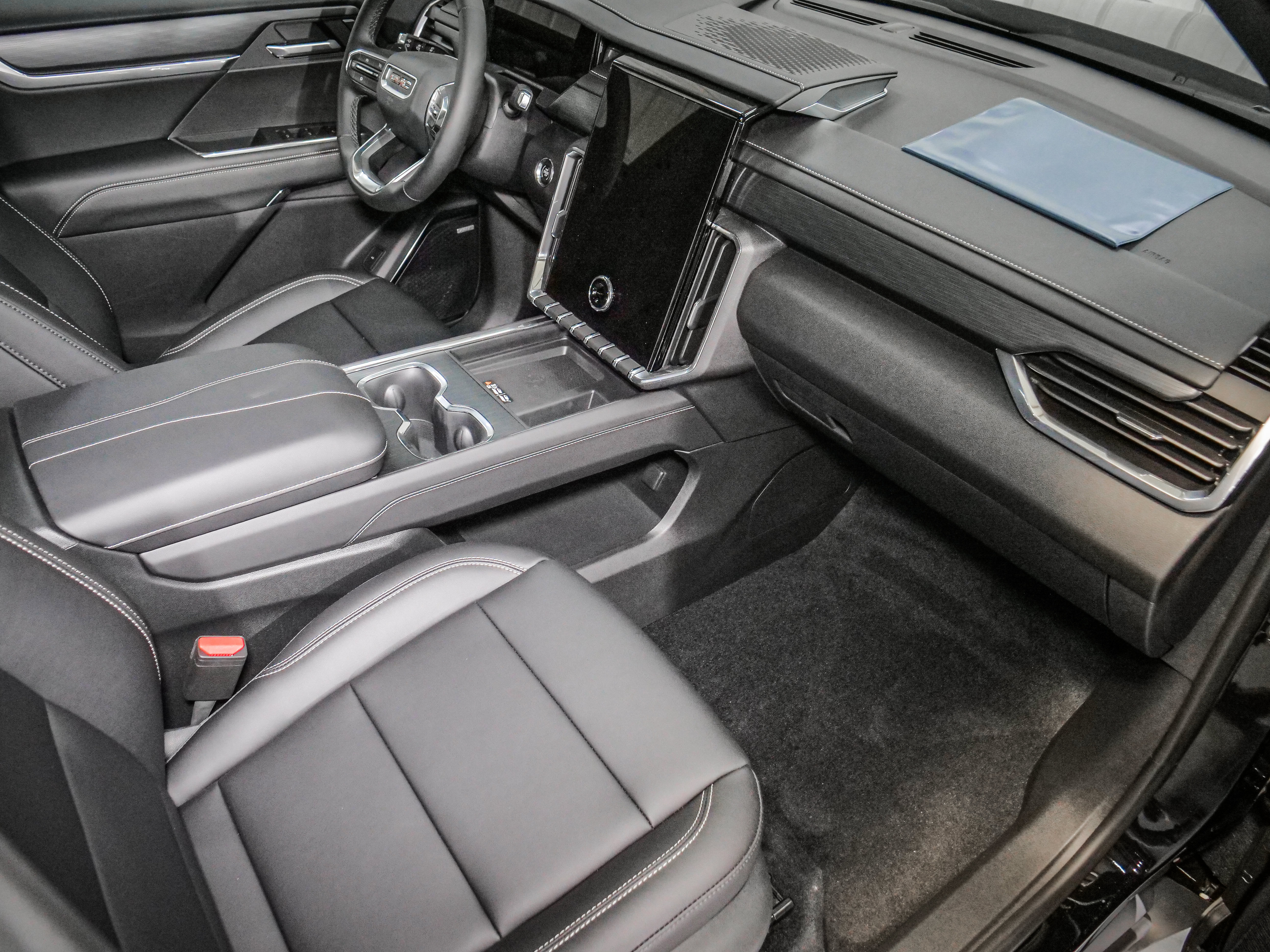 2026 GMC Acadia Elevation - Photo 13