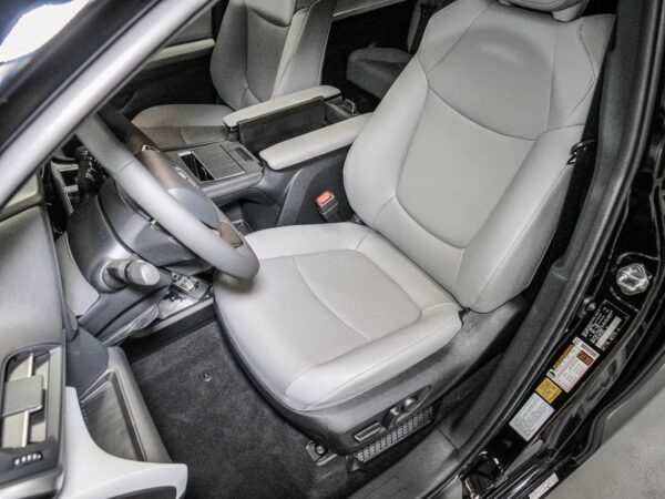 2026 Toyota Sienna XLE 8-Passenger