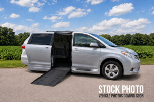2020 Toyota Sienna XLE 8-Passenger