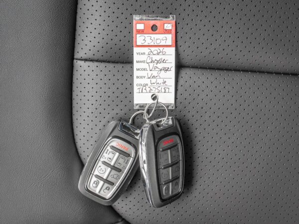 2026 Chrysler Voyager LX