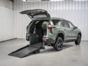 2027 Chevrolet Traverse FWD LT
