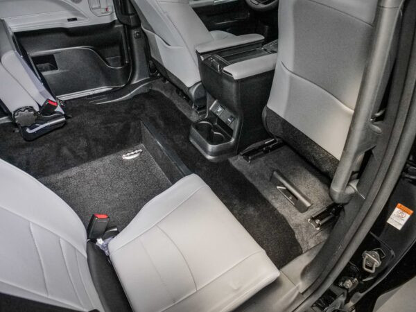 2026 Toyota Sienna XLE 8-Passenger