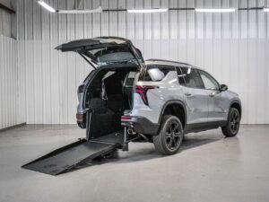 2027 Chevrolet Traverse FWD LT
